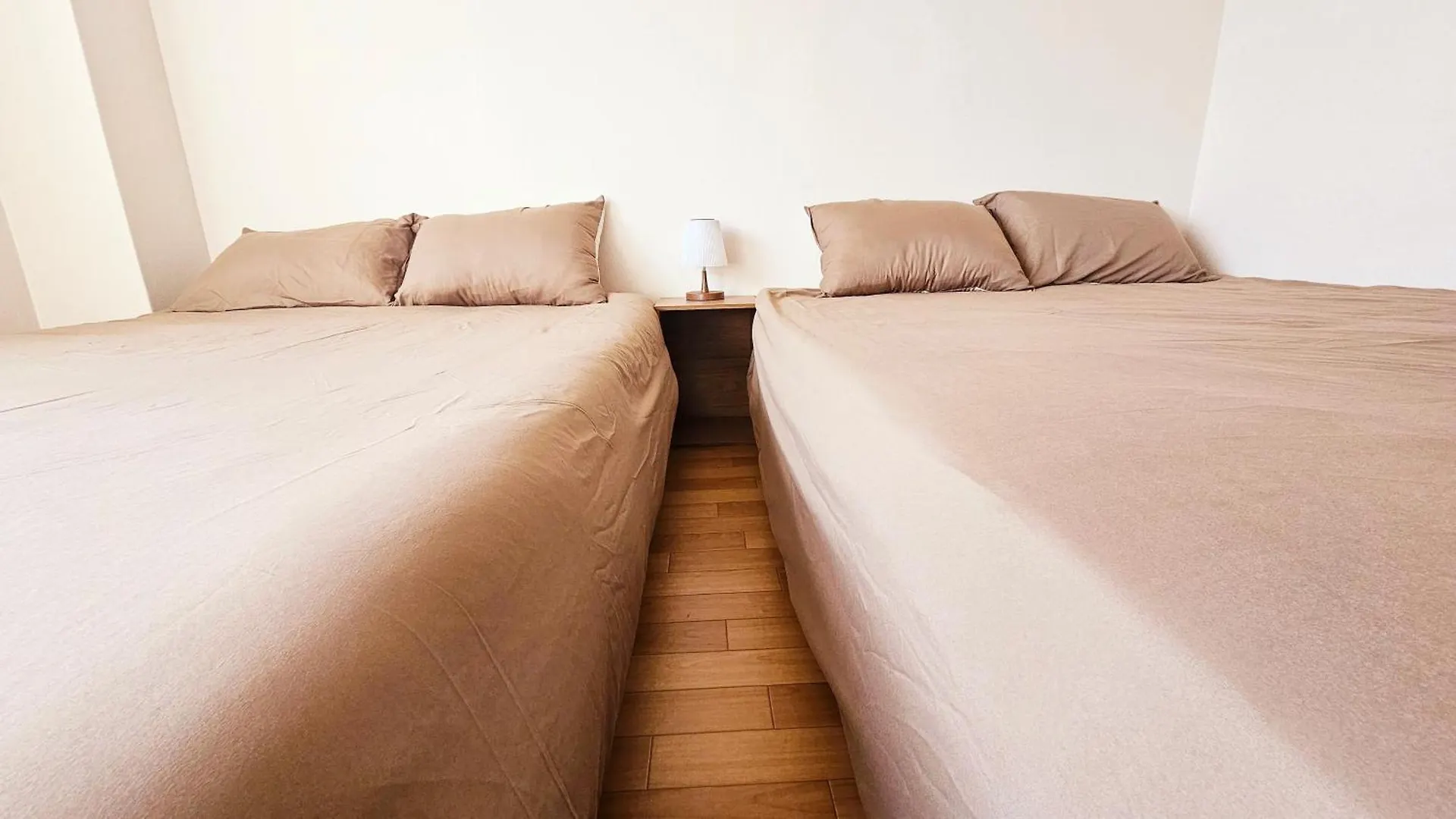 Xerob House 5F L Daire Osaka